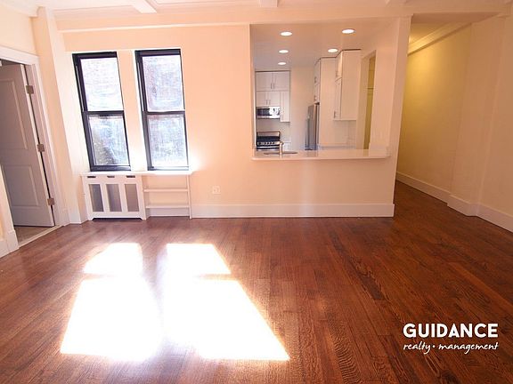2nd image of 106 W 69th St APT 6B