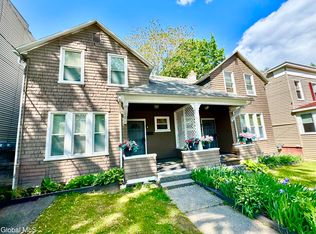 19-21 Bonheim St, Albany, NY 12204