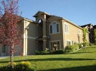 332 E Edgemont Dr, North Salt Lake, UT 84054