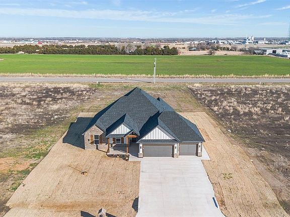 4th image of 8571 Beth Ln