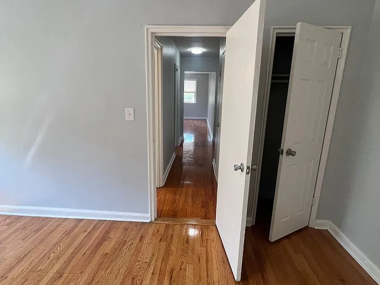 151 S Munn Ave — Photo 13
