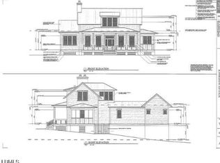 329 De La Gaye Poin, Beaufort, SC 29902
