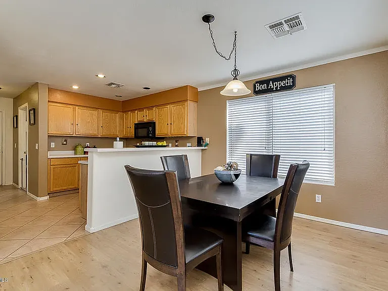 1348 S Heritage Dr — Photo 9