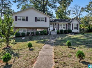 1909 Dix Cir, Birmingham, AL 35235