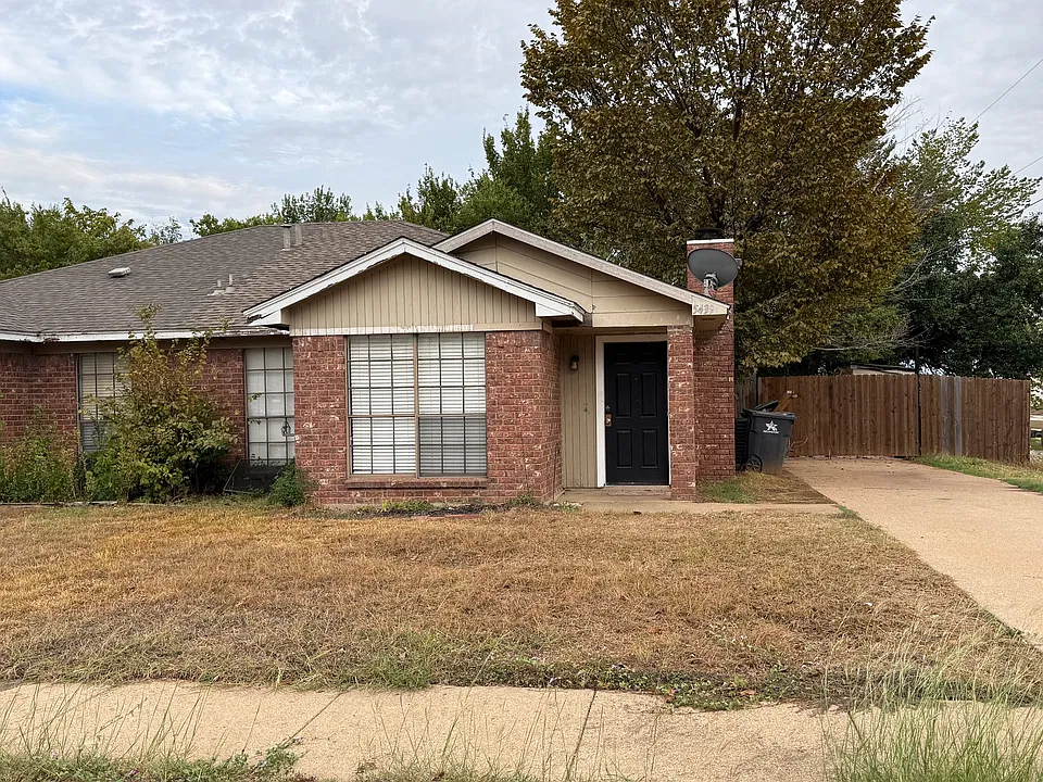5439 Stagetrail Dr