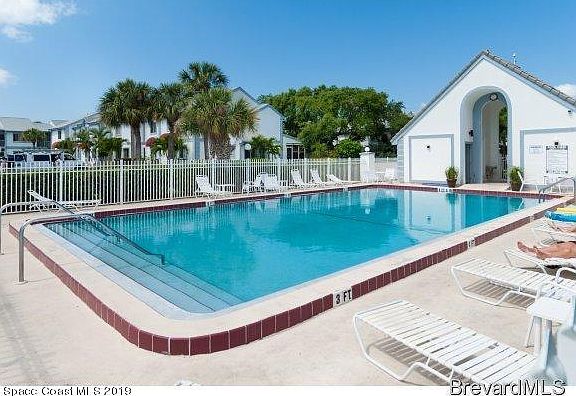 4th image of 425 Ocean Park Ln #149