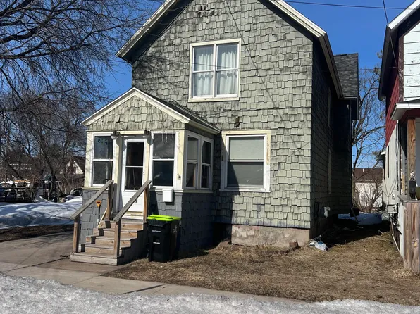 541 Cedar St, Sault Sainte Marie, MI 49783