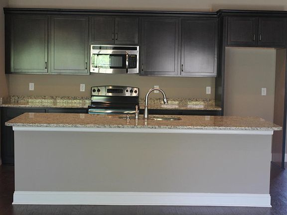 2nd image of 5480 Mandarin Cir #90