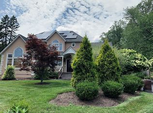 290 Ackertown Rd, Monsey, NY 10952