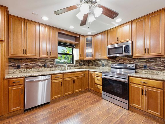 5th image of 11929 SW 56TH