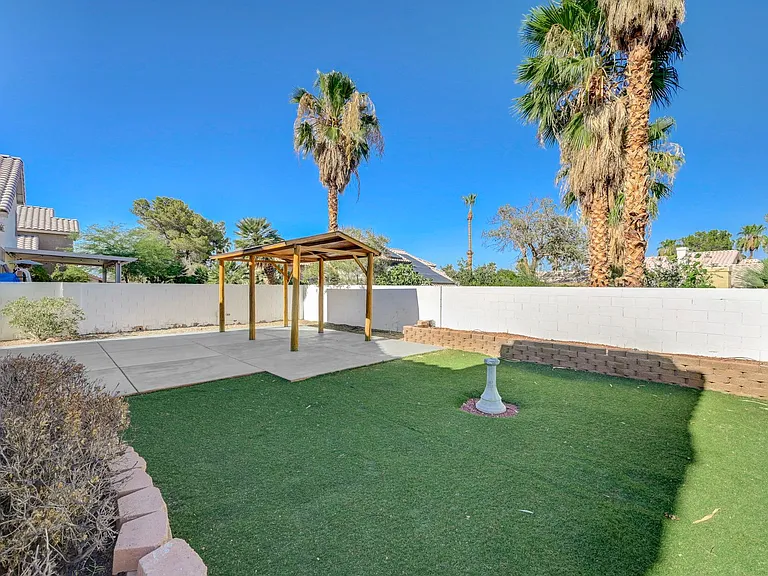 2616 Camphor Tree St — Photo 15