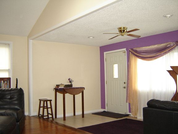 3rd image of 2570 Osceola Ave