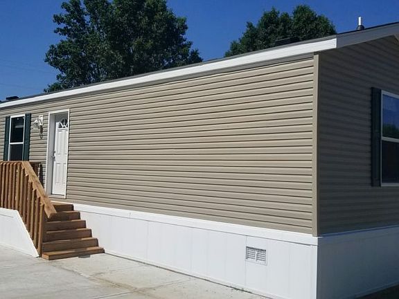 3rd image of 16 Birch Ln