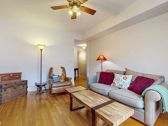 3rd image of 4546 N Albany Ave #2