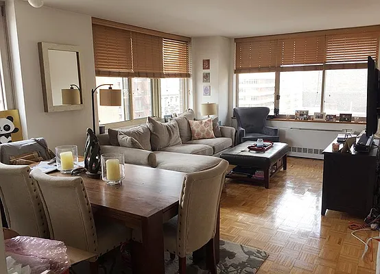 Rented by Warburg | media 4