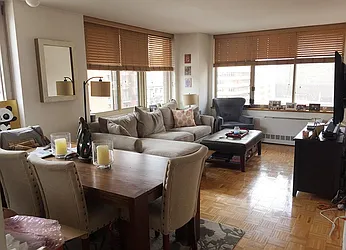 Rented by Warburg