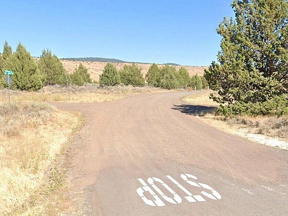 2nd image of 551641 Butte Creek Rd