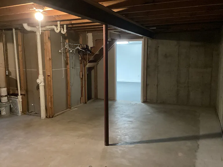 2718 Sedan Dr — Photo 6