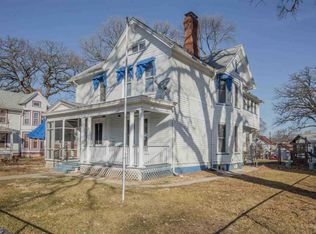 818 E 14th St, Davenport, IA