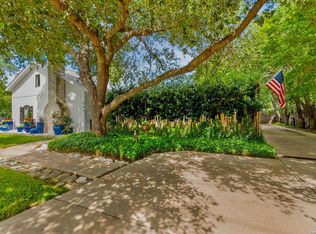 904 N Lincoln St, Fredericksburg, TX 78624