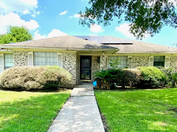 4130 Simpson Dr, Beaumont, TX 77705