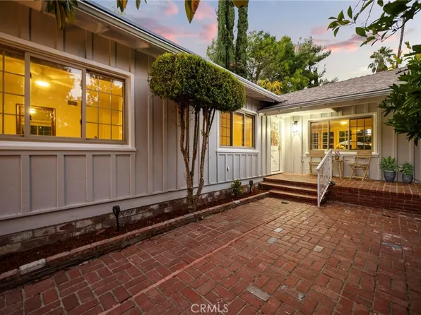 20955 De Mina St, Woodland Hills, CA 91364