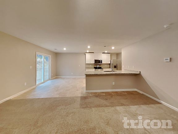 2nd image of 120 Ivy Bank Dr
