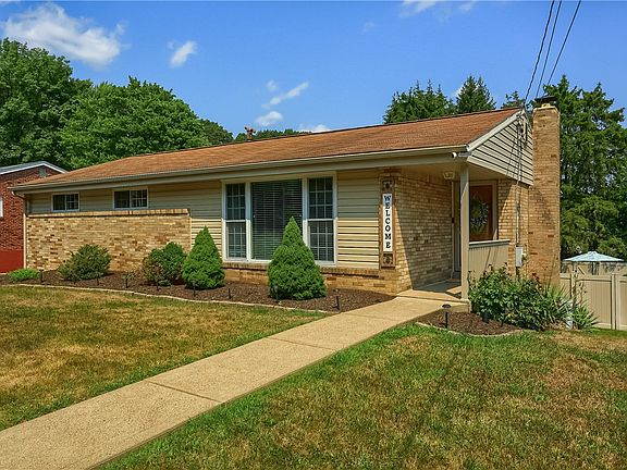 3rd image of 214 Richard Dr