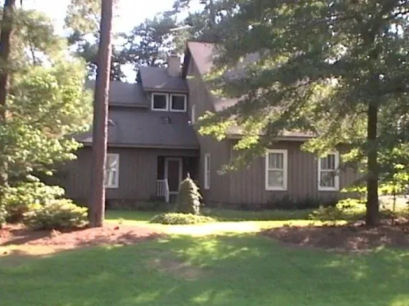 4607 Pinehurst Dr N, Wilson, NC 27896