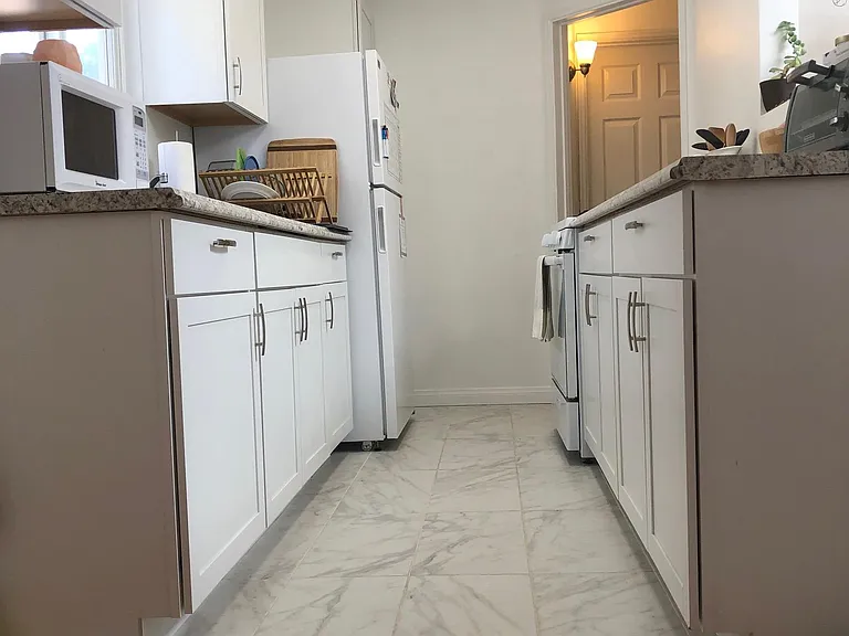 2068 Reed Ave — Photo 5