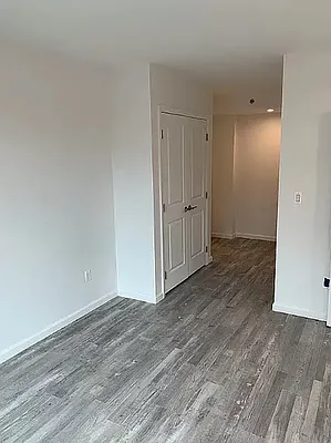 Rented by Avenues Real Estate | media 10