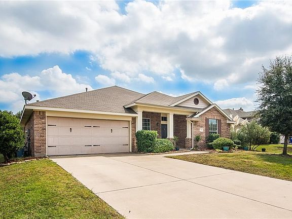 2nd image of 309 Creekwood Trl