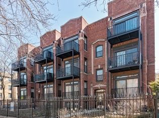 1439 W Addison St #2, Chicago, IL 60657