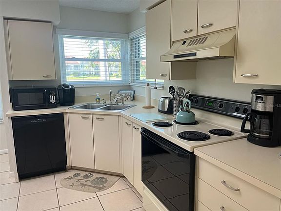4th image of 6191 Bahia Del Mar Blvd APT 101