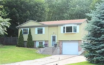 155 Kinross Ct NE photo 1
