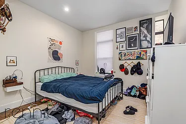 Rented by Rennit Inc.