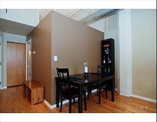 5th image of 1601 S Michigan Ave APT 305