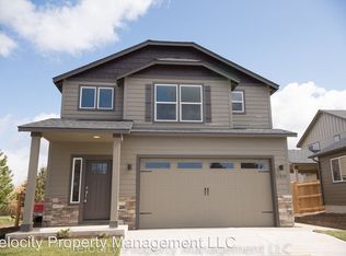 61830 Azalia Pl, Bend, OR 97702