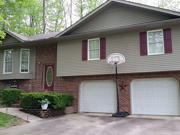 4th image of 248 Lauren Dr