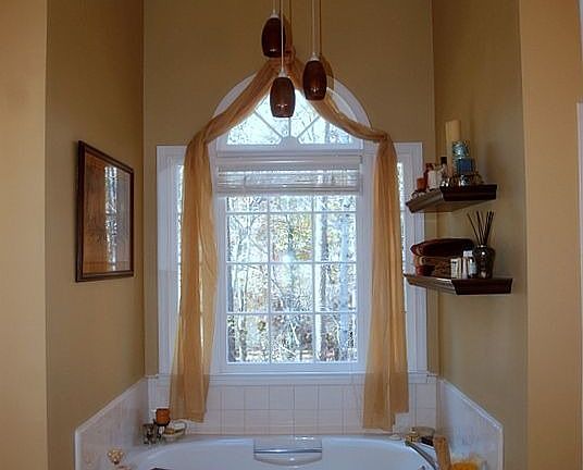 spa-like master bath