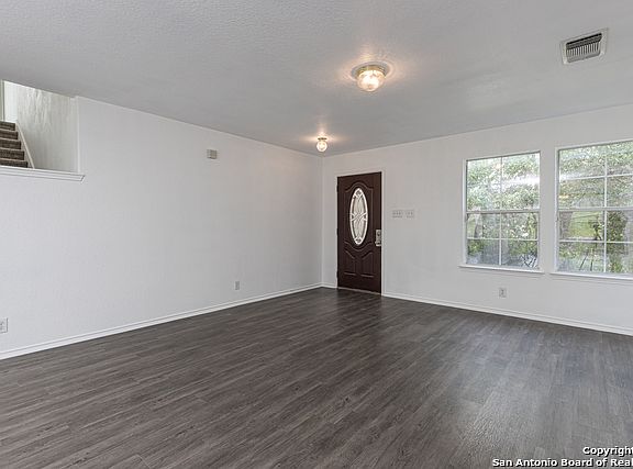 3rd image of 7138 Hallie Cir