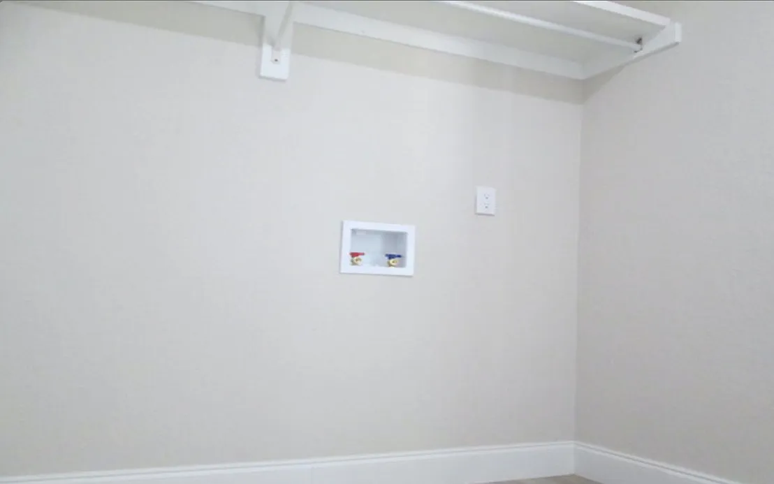 Riverbreeze Apartments — Photo 4