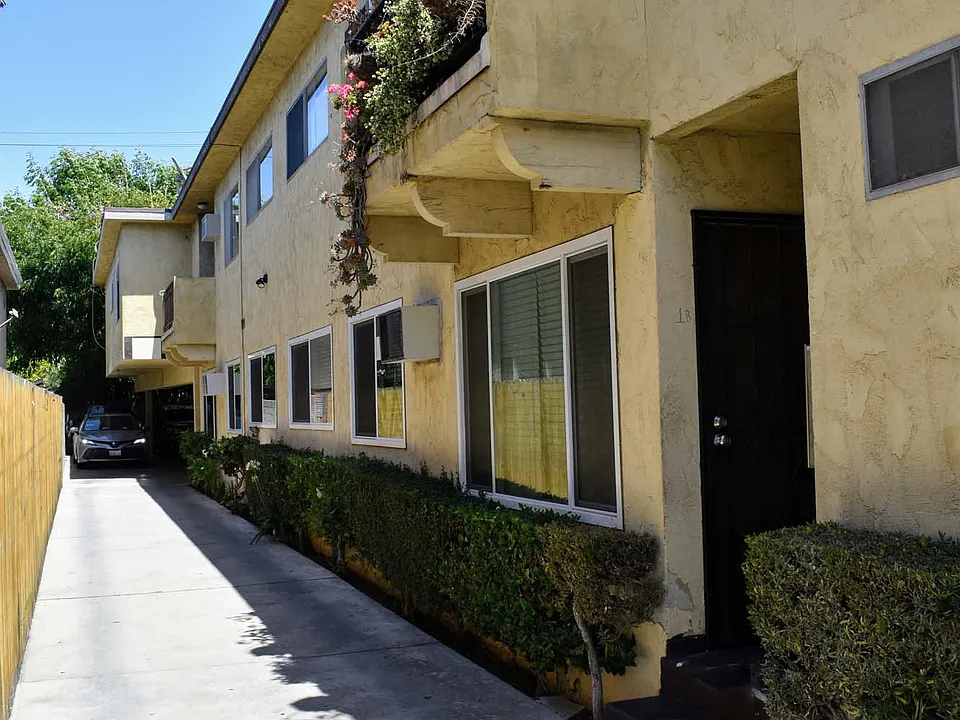 3842 Prospect Avenue Apartments