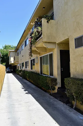 3842 Prospect Avenue Apartments Photo 1