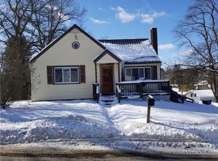 662 W Liberty Rd, Slippery Rock, PA 16057