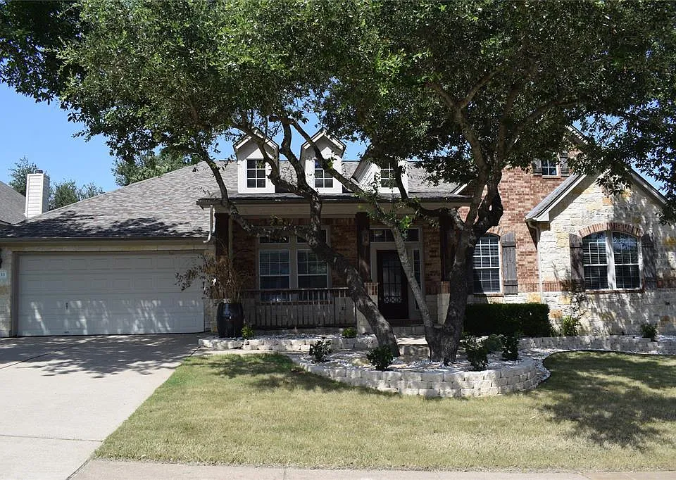 7233 Via Dono Dr