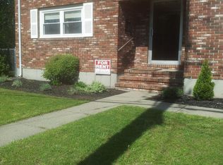 108 Highland St #1, New Bedford, MA 02740