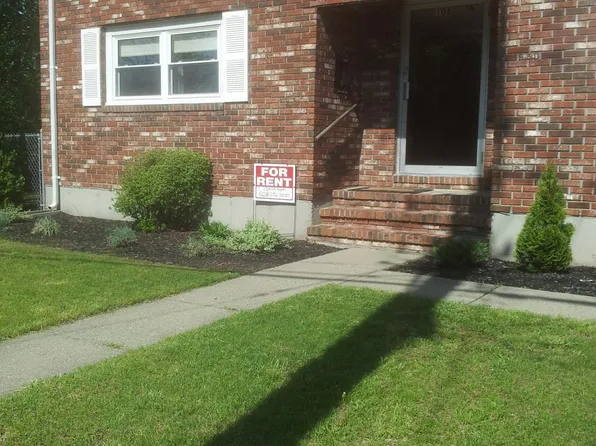 108 Highland St #1, New Bedford, MA 02740