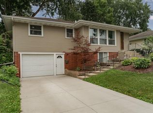 2320 12th Ave NW, Rochester, MN 55901