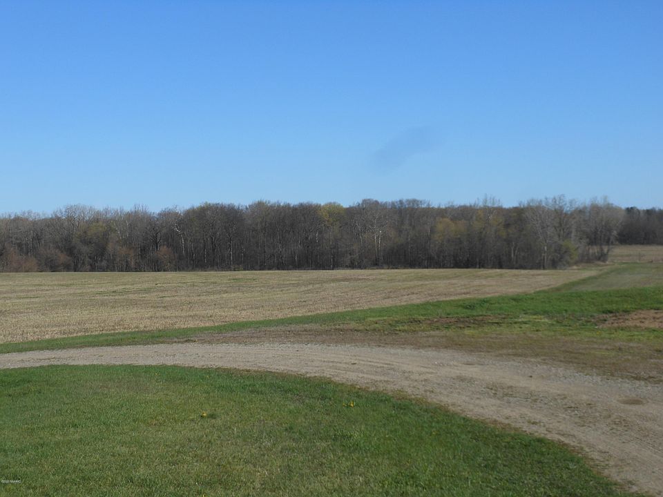 2nd image of E Shawnee Rd